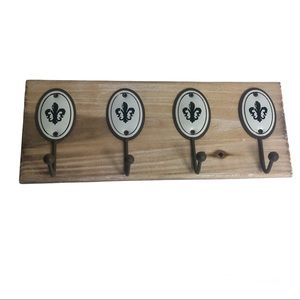 4 Hook Hat Hanger